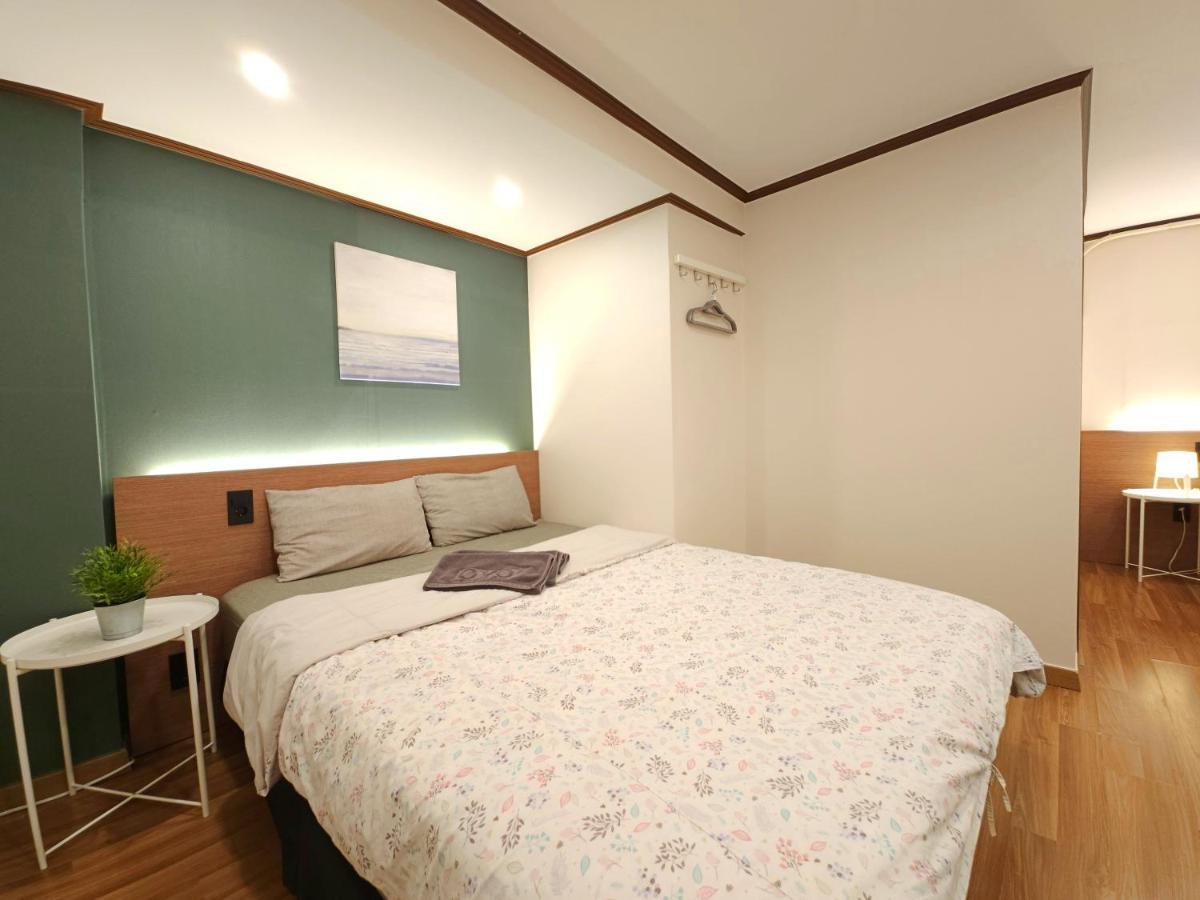 Oyo Rooftop Hostel Seul Exterior foto