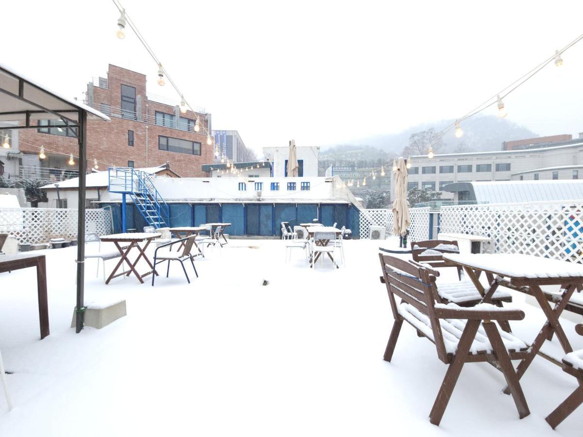 Oyo Rooftop Hostel Seul Exterior foto